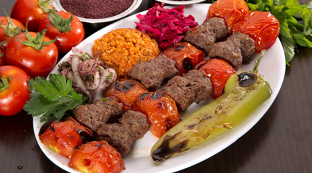 Domatesli Kebap