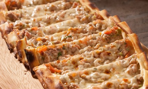  Gölcük - Değirmendere Kuşbaşılı Kaşarlı Pide