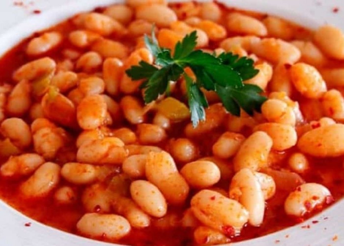 Kuru Fasulye Sucuklu