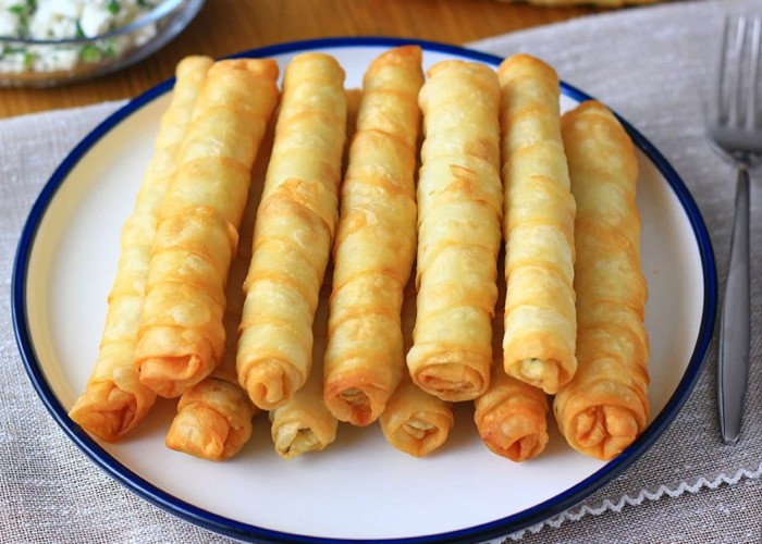 Sigara Böreği Kıymalı 6 adet