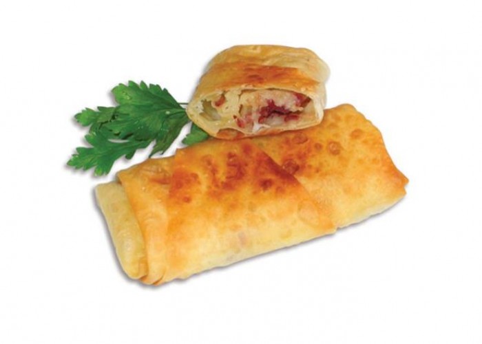 Paçanga Böreği Pastırmalı 1 adet